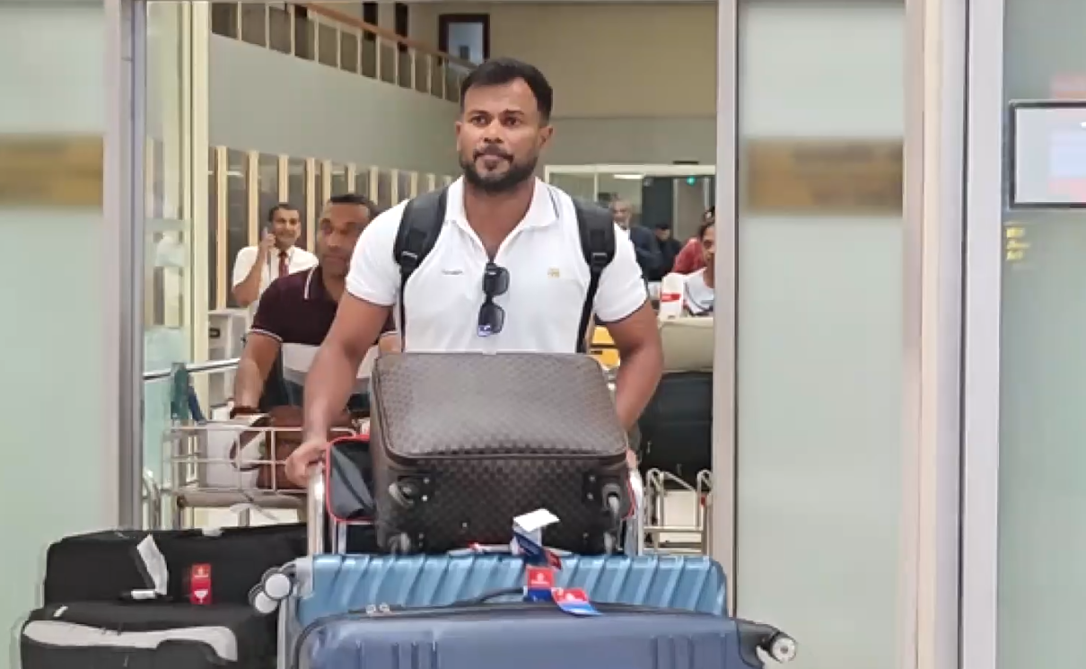 වැරදුණු තැන් නිවැරදි කරගෙන යළි නැගිටින පිරිවර (VIDEO)